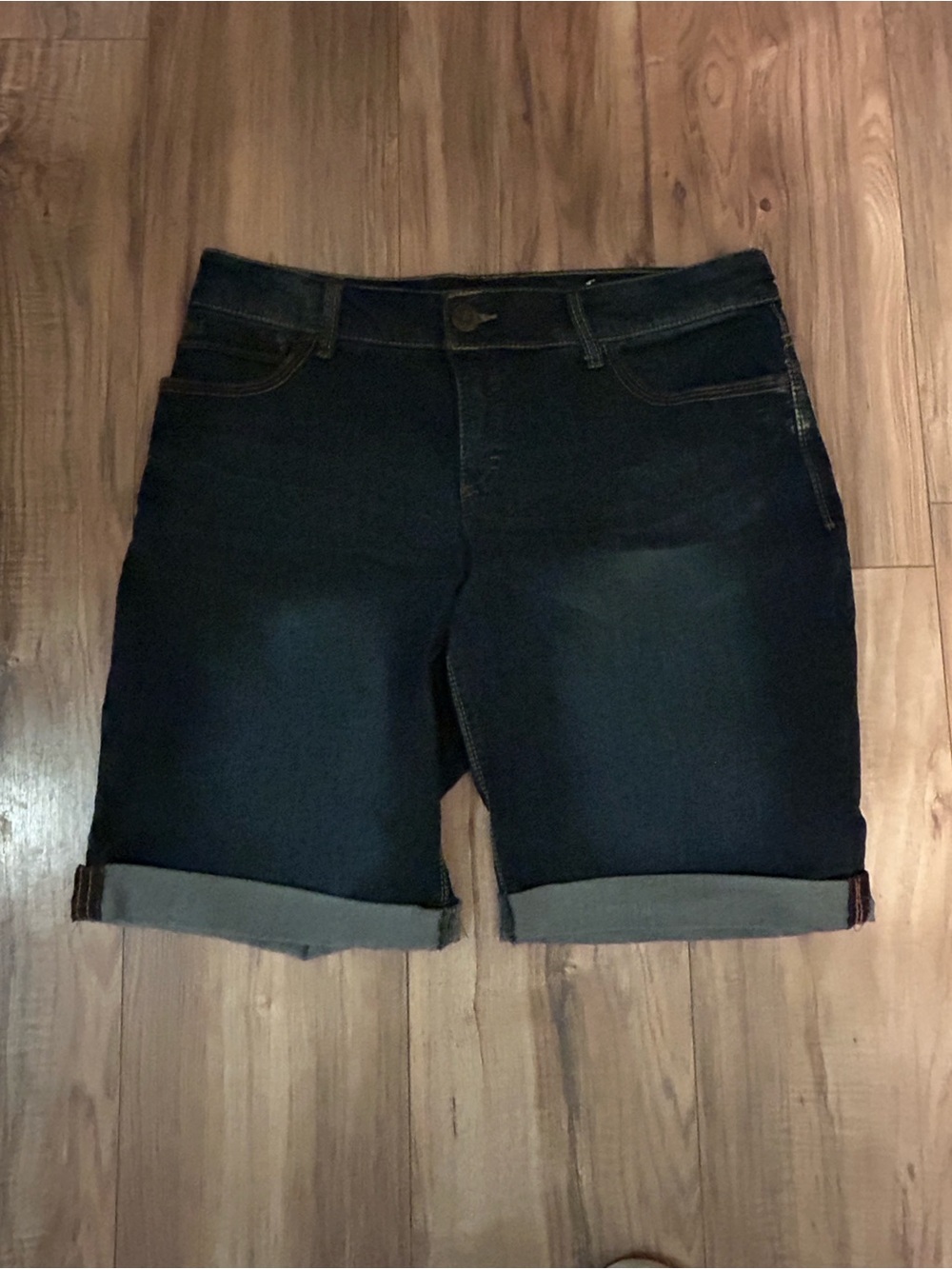 Faded Glory Dark Indigo Rolled Cuff Jean Shorts - Picture 1 of 3